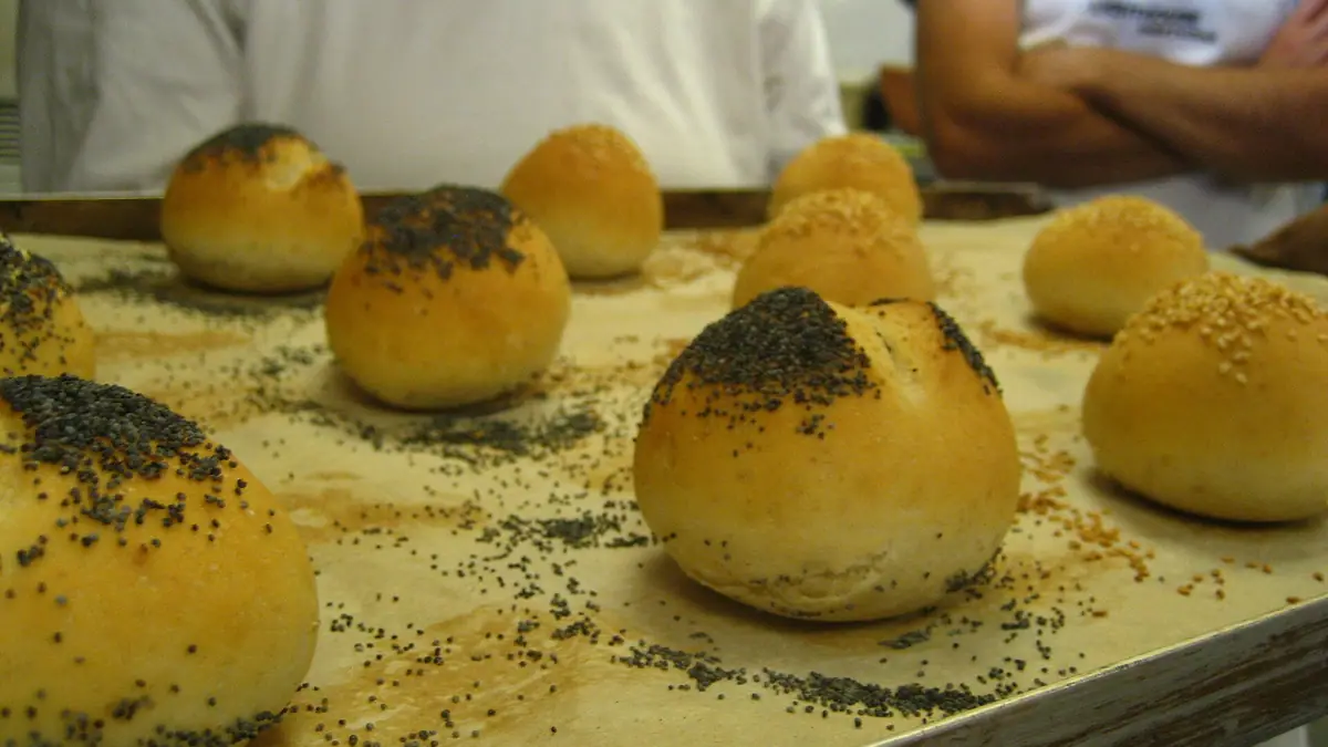 BEE's BAKERY "fortheloveofbread" – artisan bakery in Whins of Milton, Bannockburn