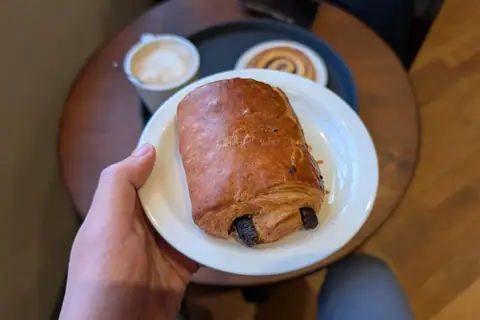 BEE's BAKERY "fortheloveofbread" photo 2