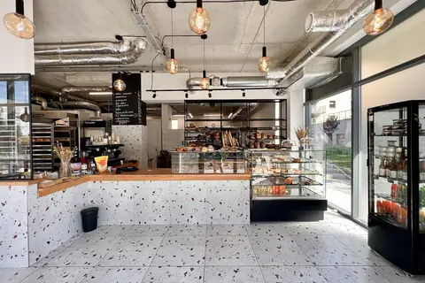 BEE's BAKERY "fortheloveofbread" photo 4